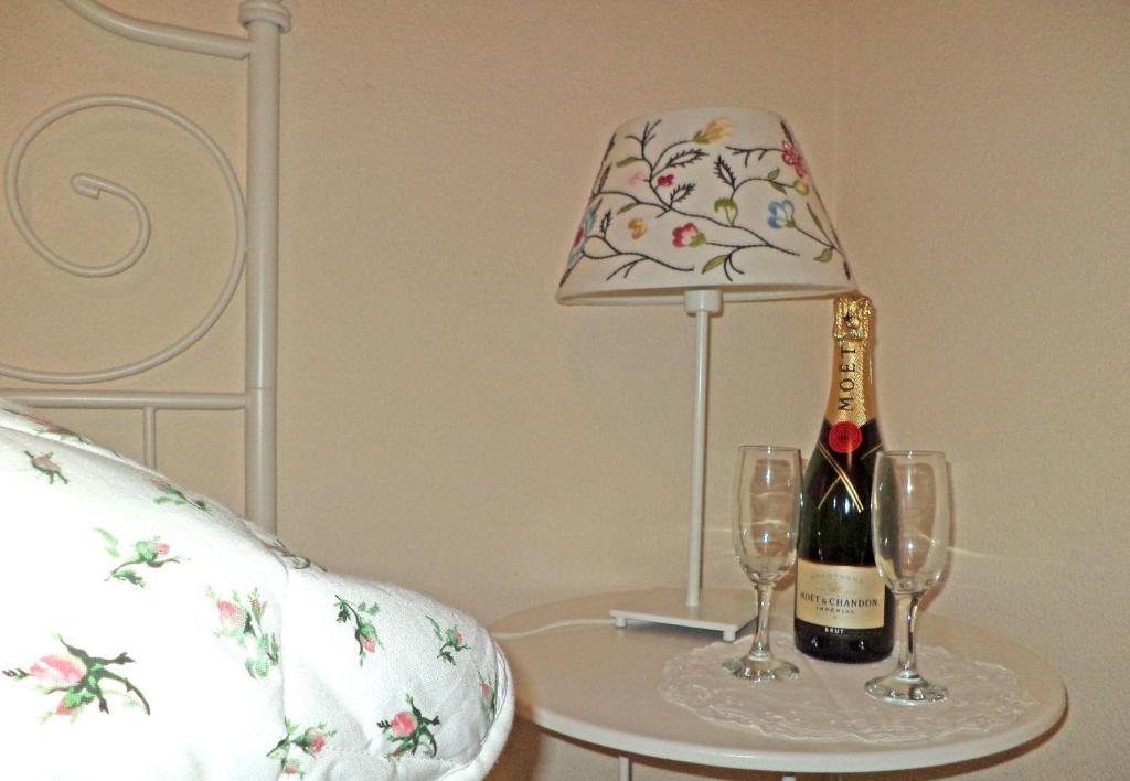 Dendrolivano Minia Room photo